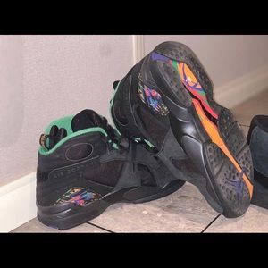 Jordan 8 ‘tinker-Air Raid”